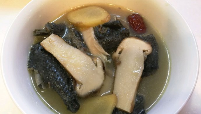 乌鸡松茸汤