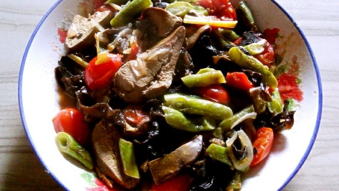 四季豆炒鸡肝