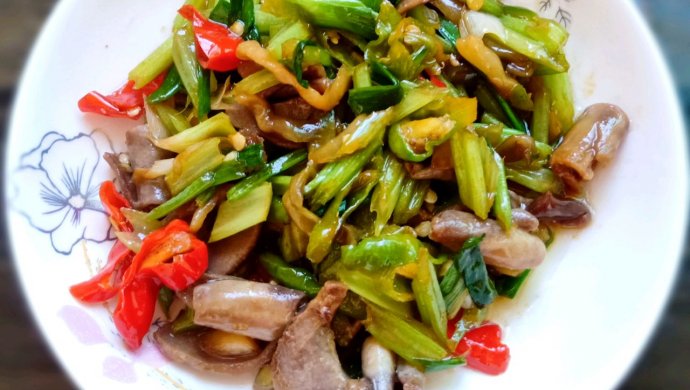 炒鸭肠