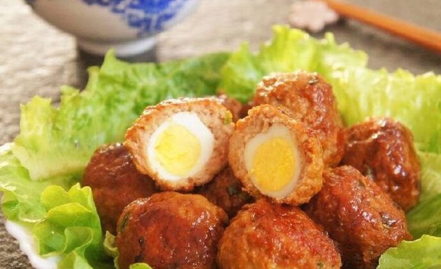红烧鹌鹑肉丸蛋