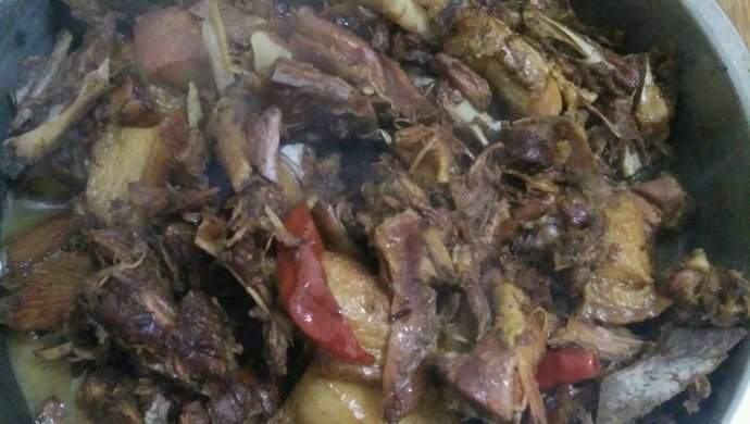 鸭肉这么煮很好吃，没有鸭腥味。味道