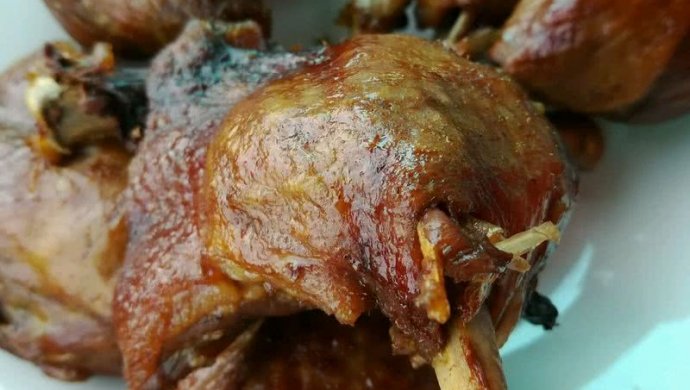 烤 话梅卤鸭腿
