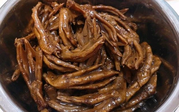 卤鸭掌卤鸭子
