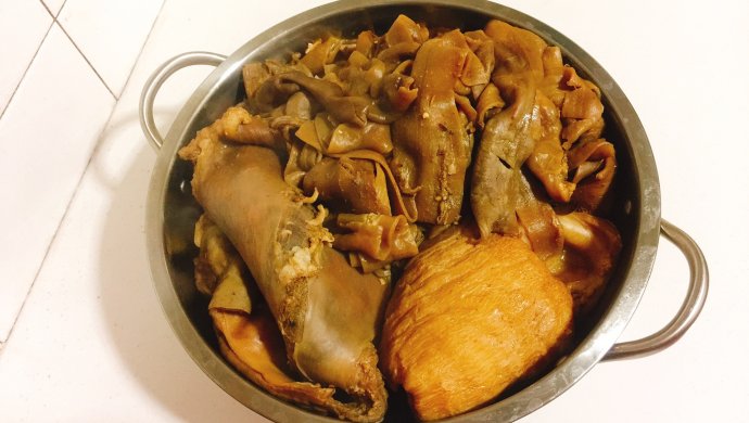 卤牛杂