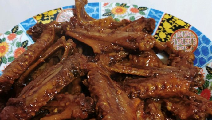 电饭锅版卤鸭翅