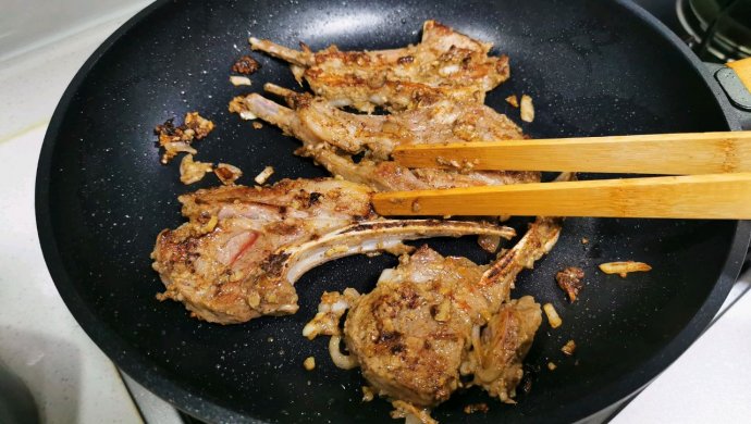 煎羊排