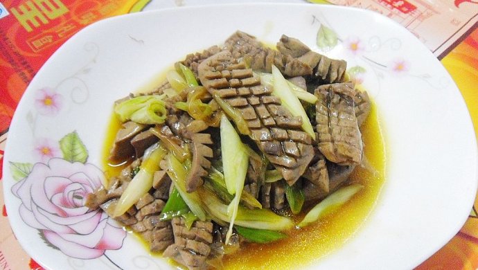 葱爆腰花