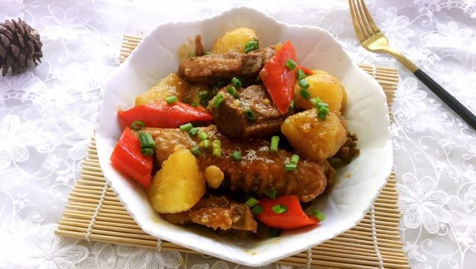 土豆焖鸭