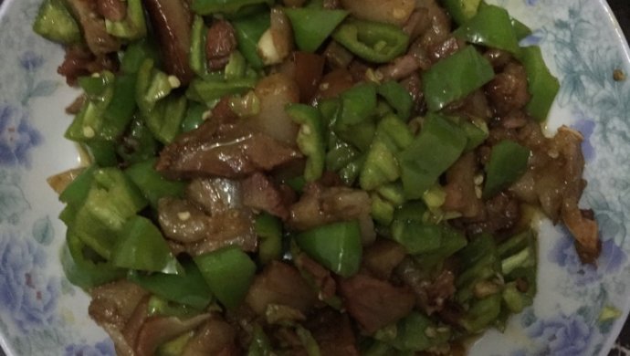 猪头肉炒尖椒