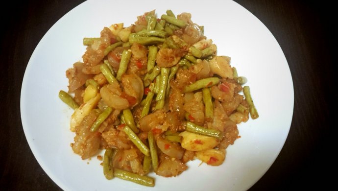 酸豆角牛筋