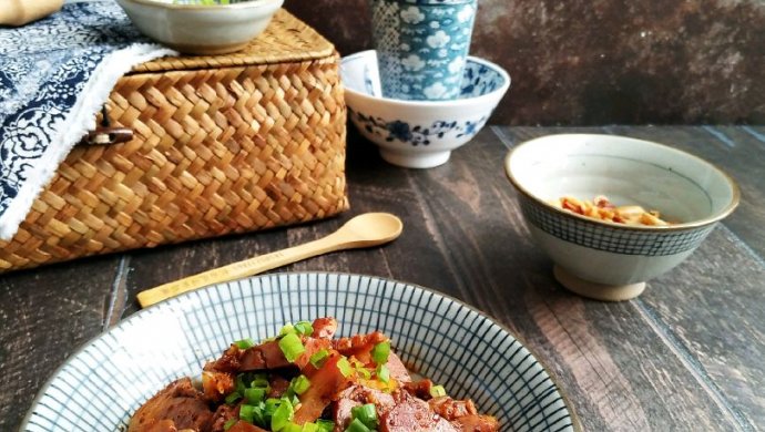 5分钟美味下酒菜！凉拌猪头肉！