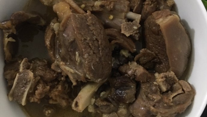 炖狗肉