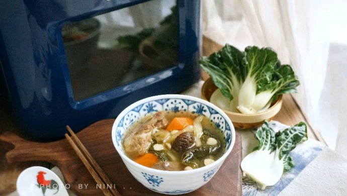 金银菜干猪骨汤（摩飞干果机）