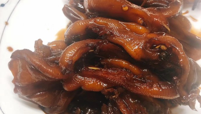 周黑鸭版鸭货(鸭脖,鸭头,鸭爪,鸭肠)