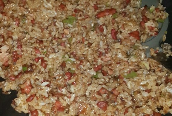 鸭肠鸭腿炒饭