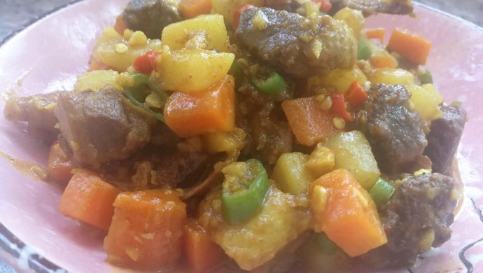 土豆咖喱鸭肉