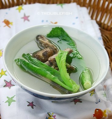 冬菇鹌鹑汤浸芥菜仔