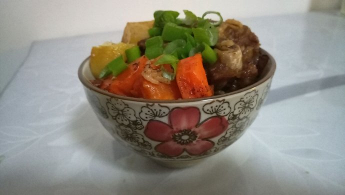 羊排闷饭