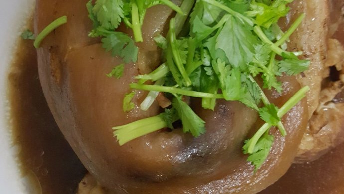 红烧肘子