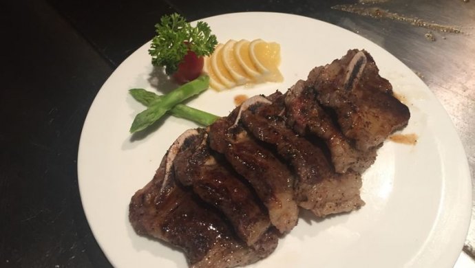 黑椒牛仔骨