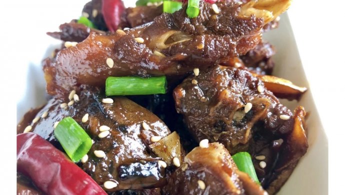 爆炒鸭肉