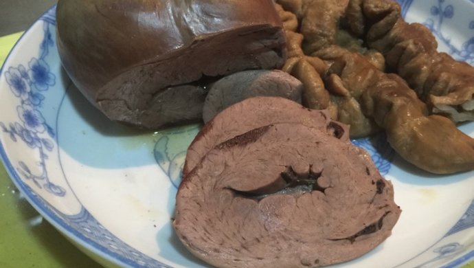 晴窗儿元气美食之卤煮猪心