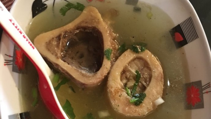 清补牛骨汤