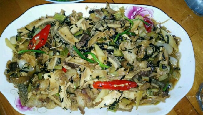 泡椒炒牛杂