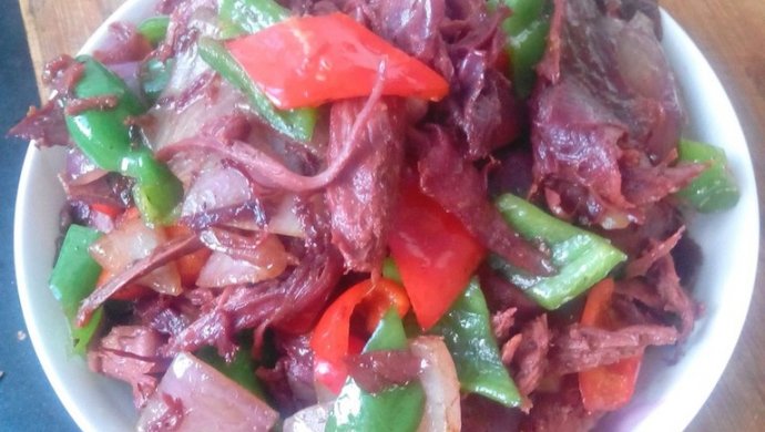 手撕兔肉