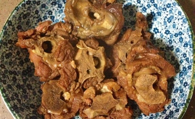 炖羊蝎子