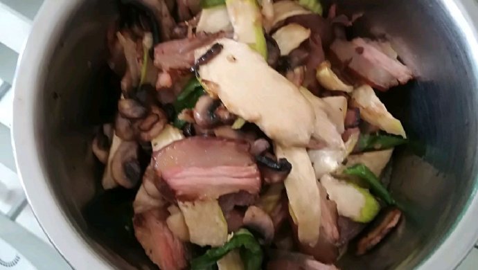 高笋炒腊肉