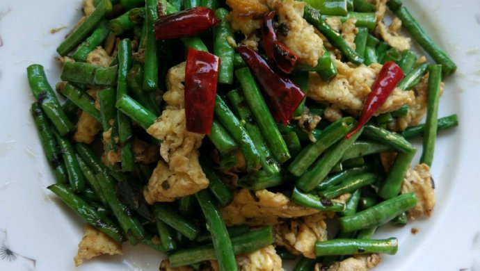 橄榄菜豇豆炒鸡蛋