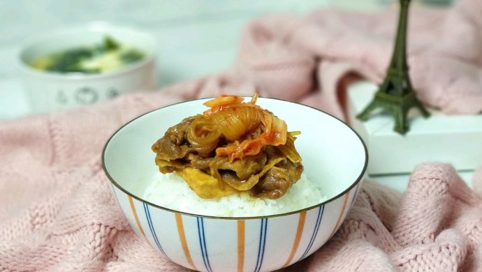 泡菜魔芋肥牛饭