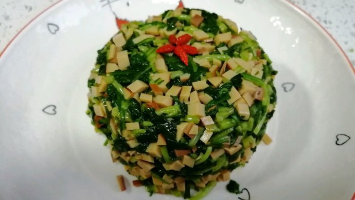 江南时令菜―马兰头拌鸡蛋干