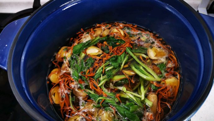 虫草花草菇清汤