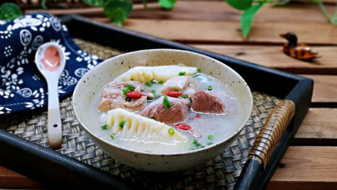 笋尖老鸭汤