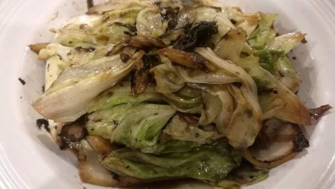 橄榄菜炝炒大白菜