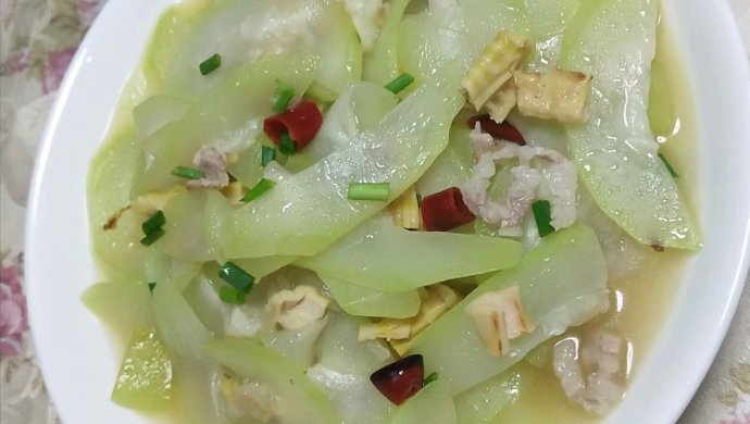 肉丝笋尖炒葫芦瓜