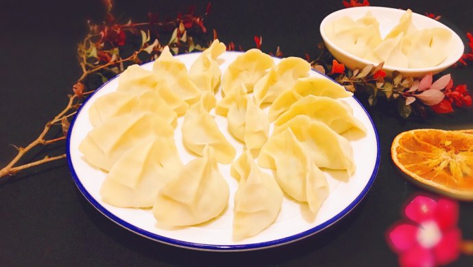时令萝卜缨素馅蒸饺 蒸的好吃味儿鲜美
