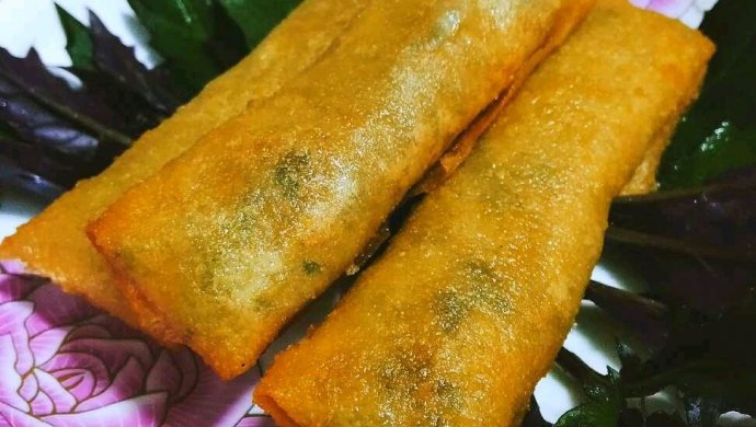 外脆里嫩之荠菜春卷