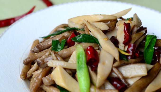 【蚝油炒双菇】――美味素食也能秒杀你的味蕾