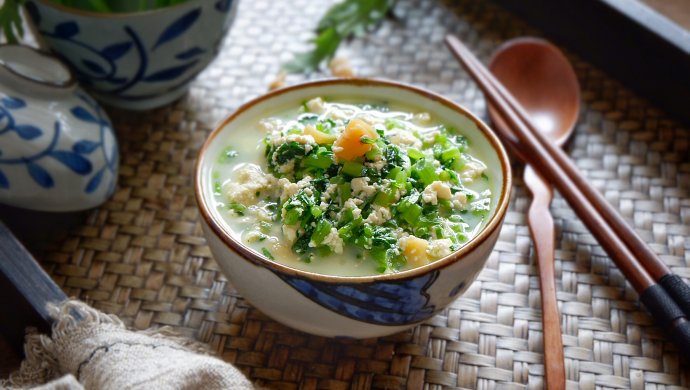 海鲜茼蒿小豆腐
