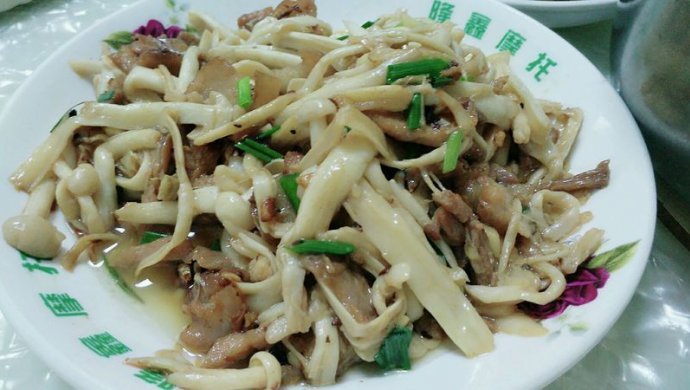 海鲜菇炒肉