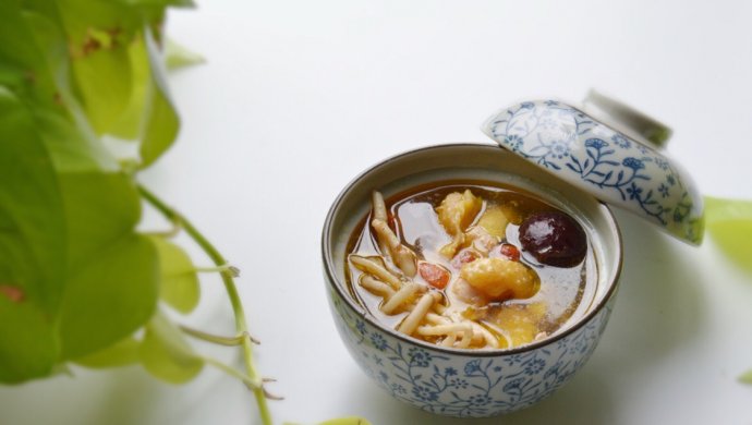 【贴秋膘】折耳根炖鸡