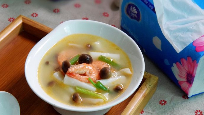 鲜味年糕汤