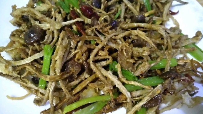 干煸茶树菇