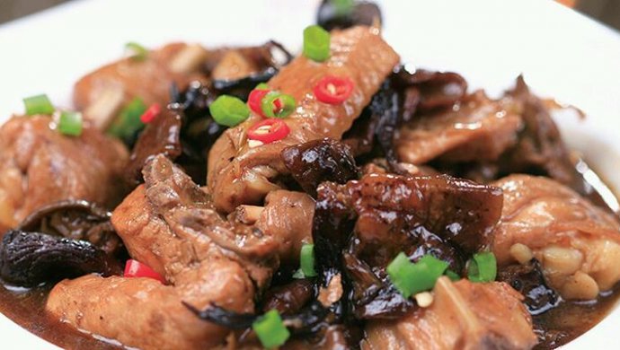 小鸡炖蘑菇