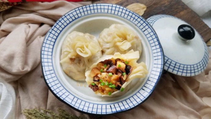 冬菇脆笋双鲜烧麦