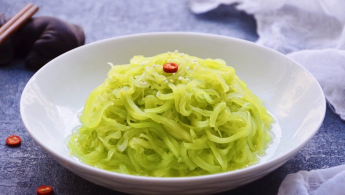 凉拌莴苣丝