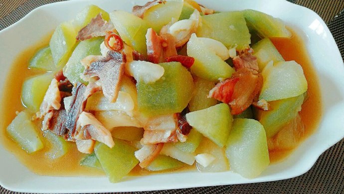 腊肉炖毛瓜